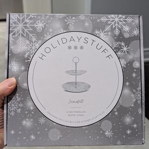 Kitchen Stuff Plus “Snowfall” 2-Tier Porcelain Buffet Stand • NEW